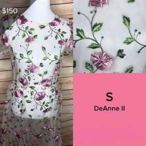 NWT Lularoe Deanne II Size S